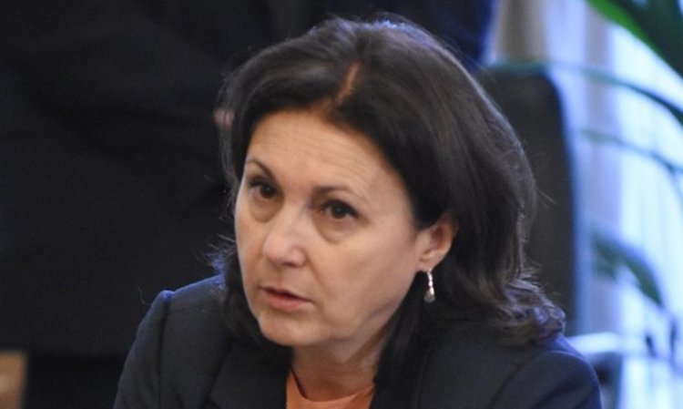 Пенсионирани полицаи и военни погват престъпността
