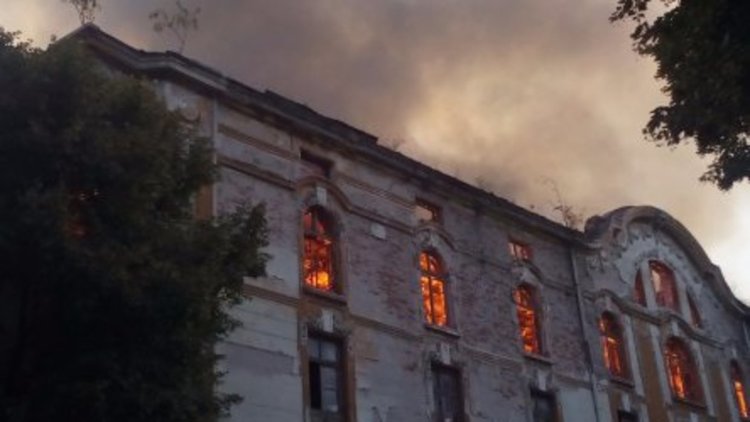 Хванаха подпалвача на тютюневите складове в Пловдив