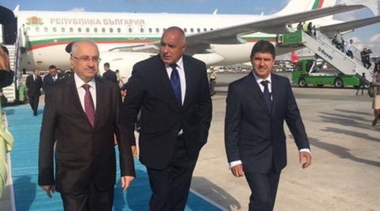Борисов кацна в Истанбул за разговори с премиера и президента на Турция