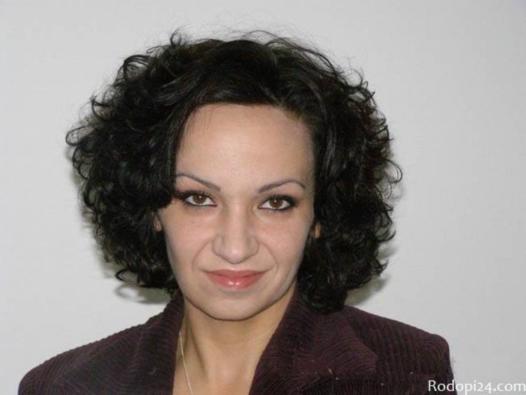 Съгражданката ни Христина се нуждае от спешна помощ,парите  за лечението й свършиха