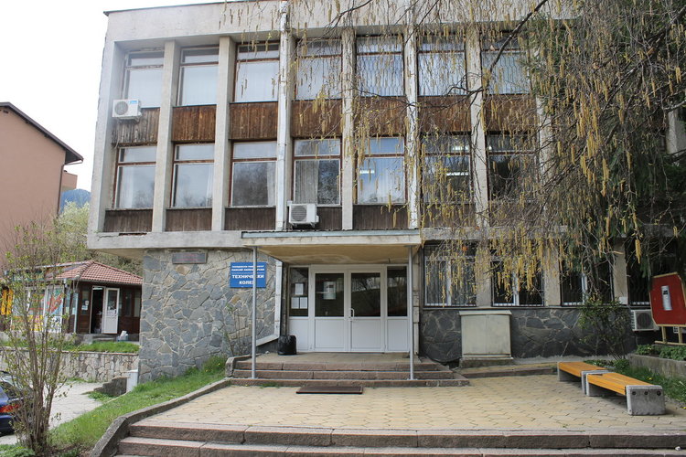 За първи път Техническият колеж в Смолян ще обучава за инженери
