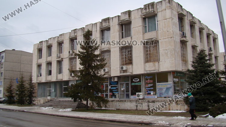 Свободни места за безработни до 29 години обяви Бюрото по труда в Димитровград