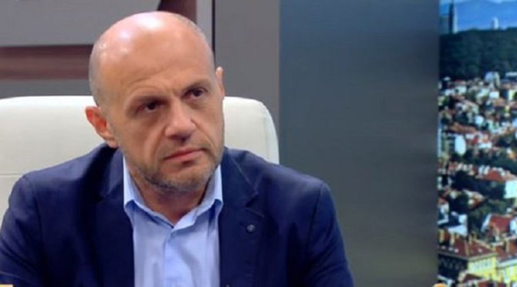 Томислав Дончев: Пенсии по 300 лв. - много е трудно