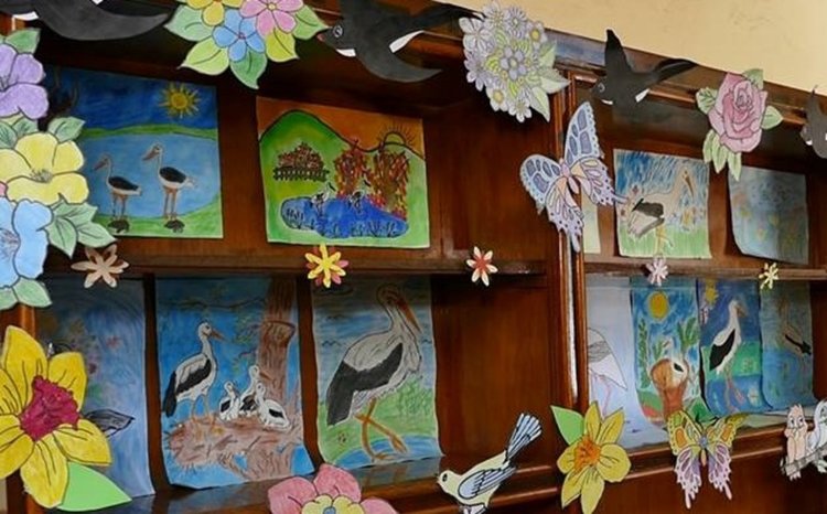 Децата от селото с най-много щъркелови гнезда рисуваха предвестника на пролетта