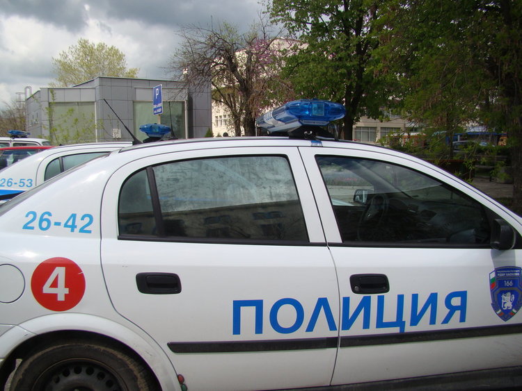 Крадци тарашиха къща в село Длъгнево