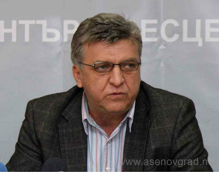 Главният прокурор внесе искане за снемане на депутатския имунитет на Манол Генов