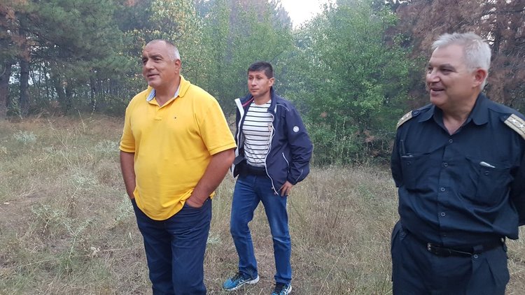 Бойко Борисов в Тополовградско: Пожарите са умишлени