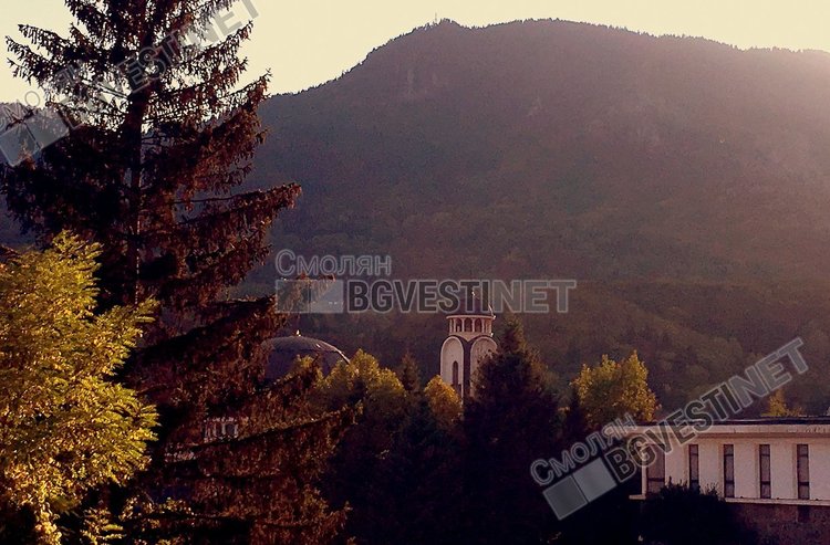 Октомврийско време, слънце и облаци, но без дъжд