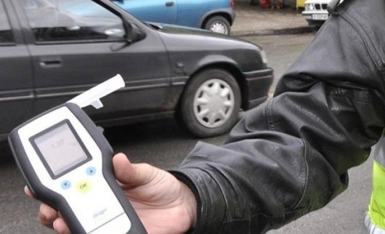 Хайка за джигити на пътя, спипаха мъртво пиян яхнал мотоциклет