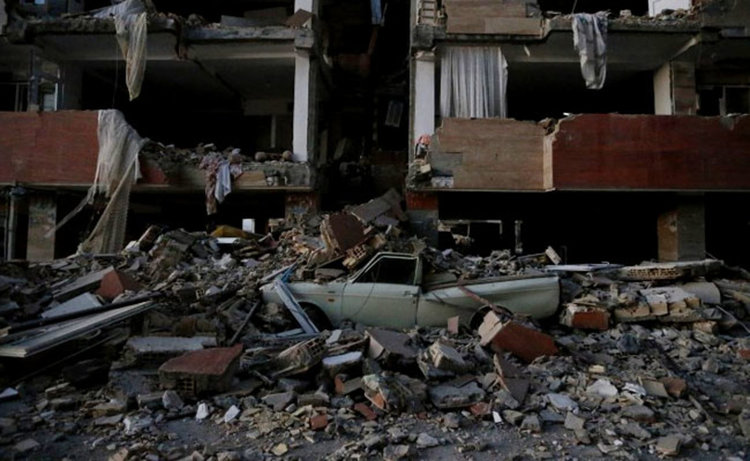 Стотици загинали при земетресение със 7,3 по Рихтер в Иран (видео)