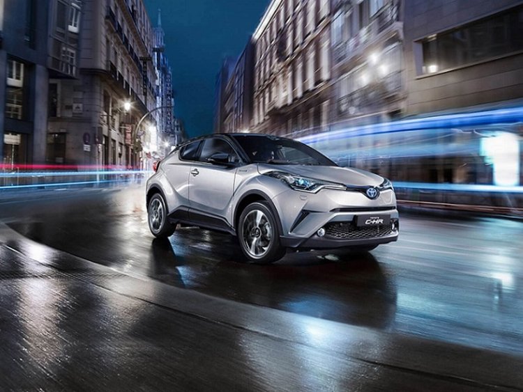  "Toyota" изтегля 1 млн. автомобила заради риск от пожар