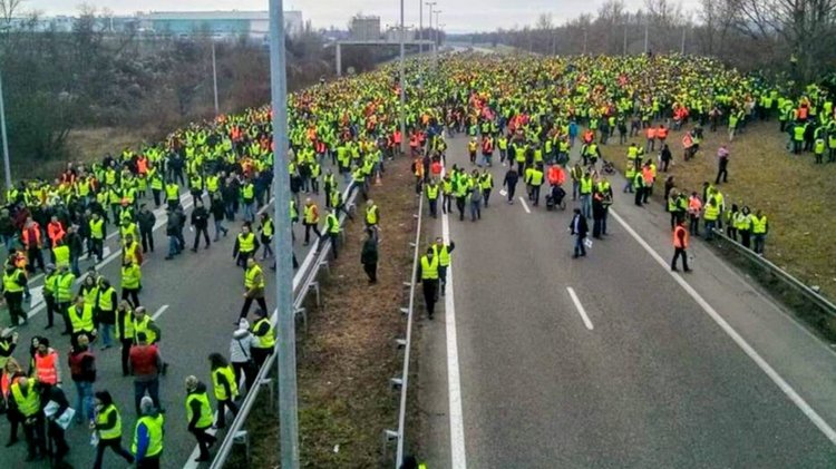 Протестиращи срещу цените на горивата в Белгия влязоха в сблъсъци с полицията