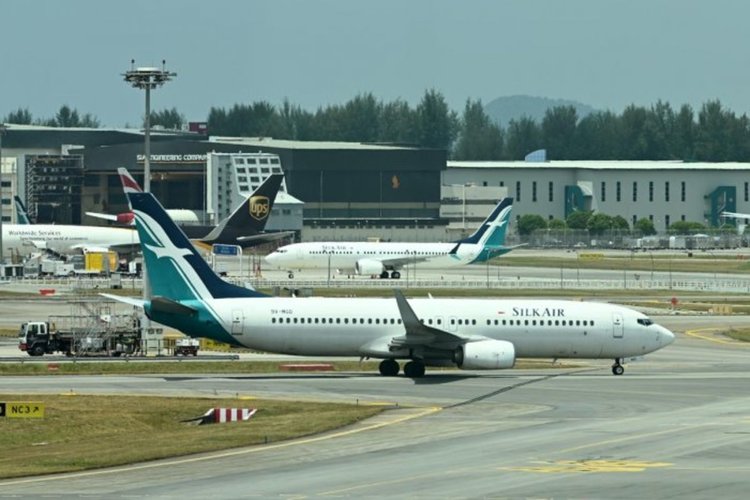 САЩ наредиха на "Боинг" да приземи всички "737 Макс"