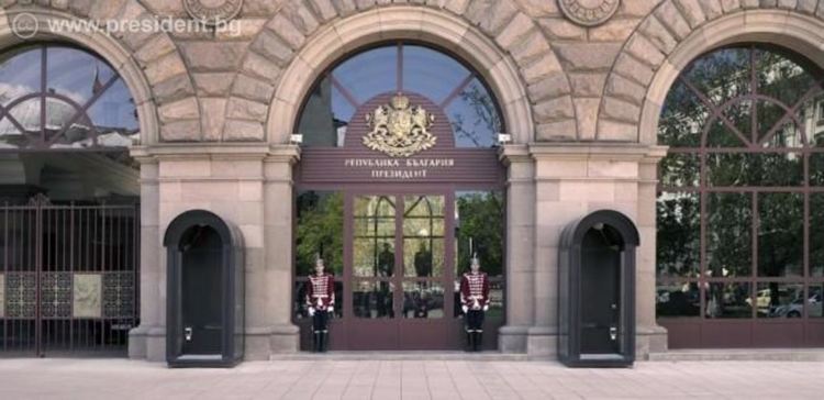 Радев свиква среща с Борисов, Караянчева и Захариева за Македония