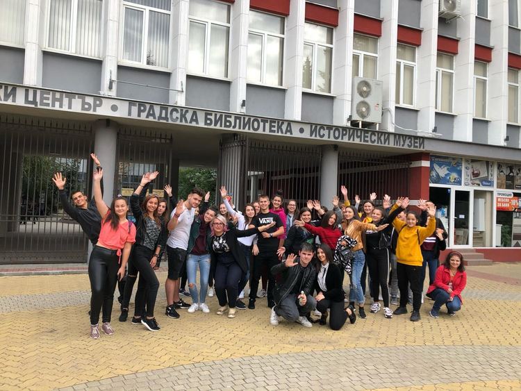Общинският ученически парламент с нов председател, реализираха 18 проекта през изминалата година