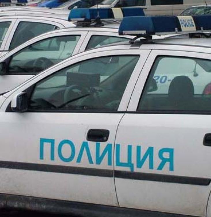 Шестима в ареста след спец проверка на полицията за наркотици
