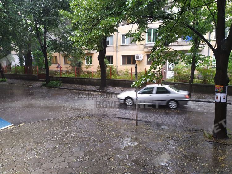 Дъждовно днес в Кърджали