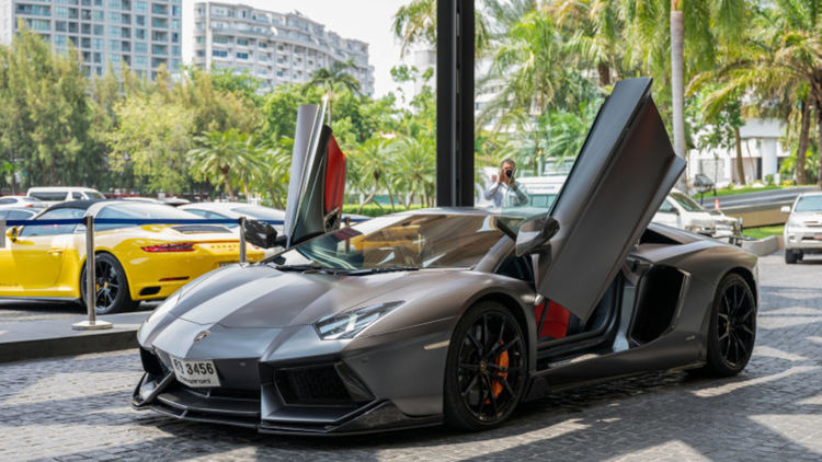 Bentley и Lamborghini с рекордни печалби по време на пандемията