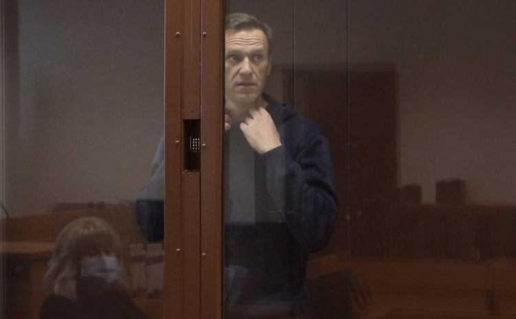 Навални може да умре всеки момент, твърдят лекари