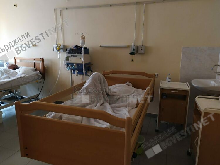 Плавно намалява броя на хоспитализираните с COVID 19 в областта,в момента са 63