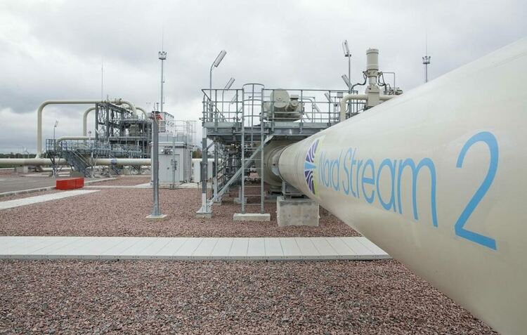Втората линия на "Северен поток-2" ще бъде запълнена с газ до края на годината