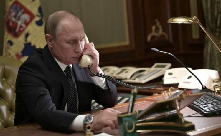 Путин и Байдън размениха предупреждения за Украйна по телефона