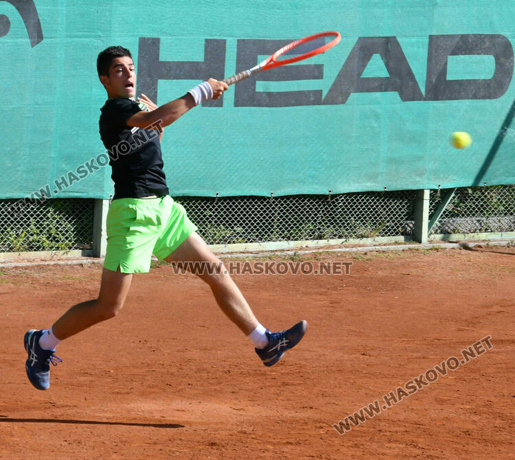Адрияно Дженев е вицешампион на турнира от ITF до 18 г. в Хасково