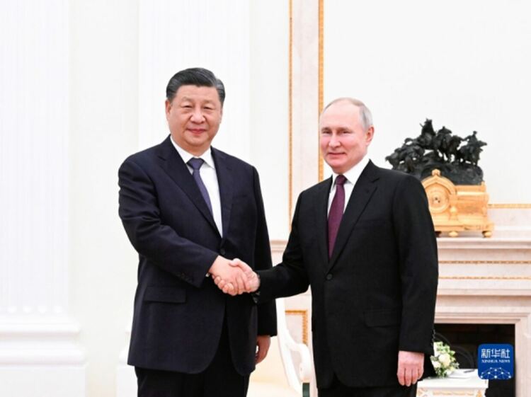 Британският и американският печат коментират началото на визитата на китайския президент в Русия