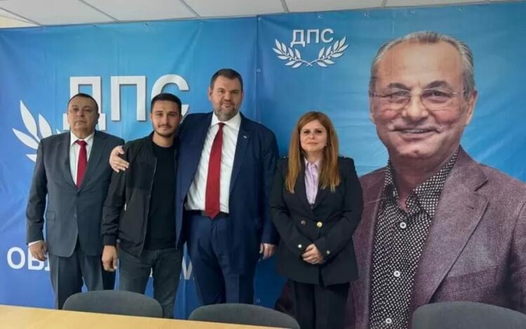 Наглостта не изтрива спомена за протестите срещу Пеевски