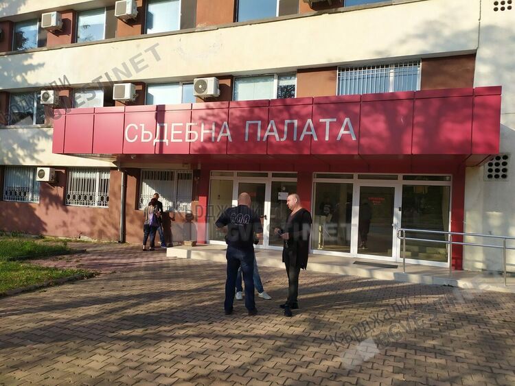 Кърджалийски полицаи спипаха португалец, играещ в нашенски футболен клуб с книжка менте, съдът го осъди на затвор условно