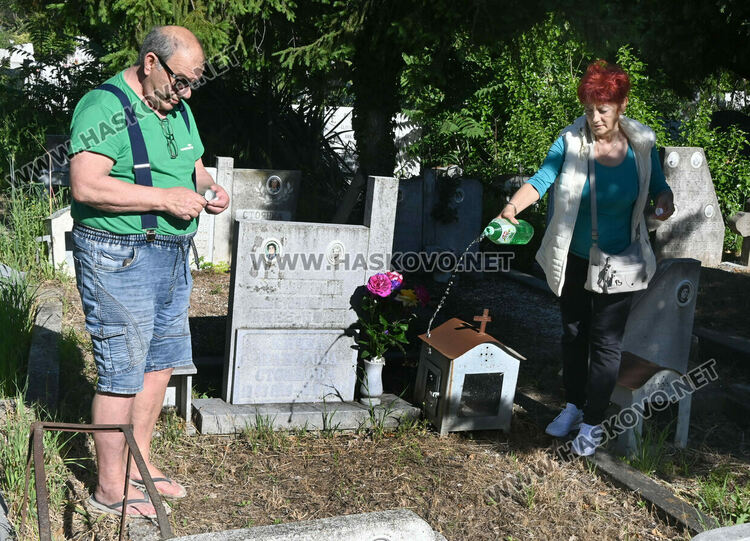 Черешова Задушница е днес
