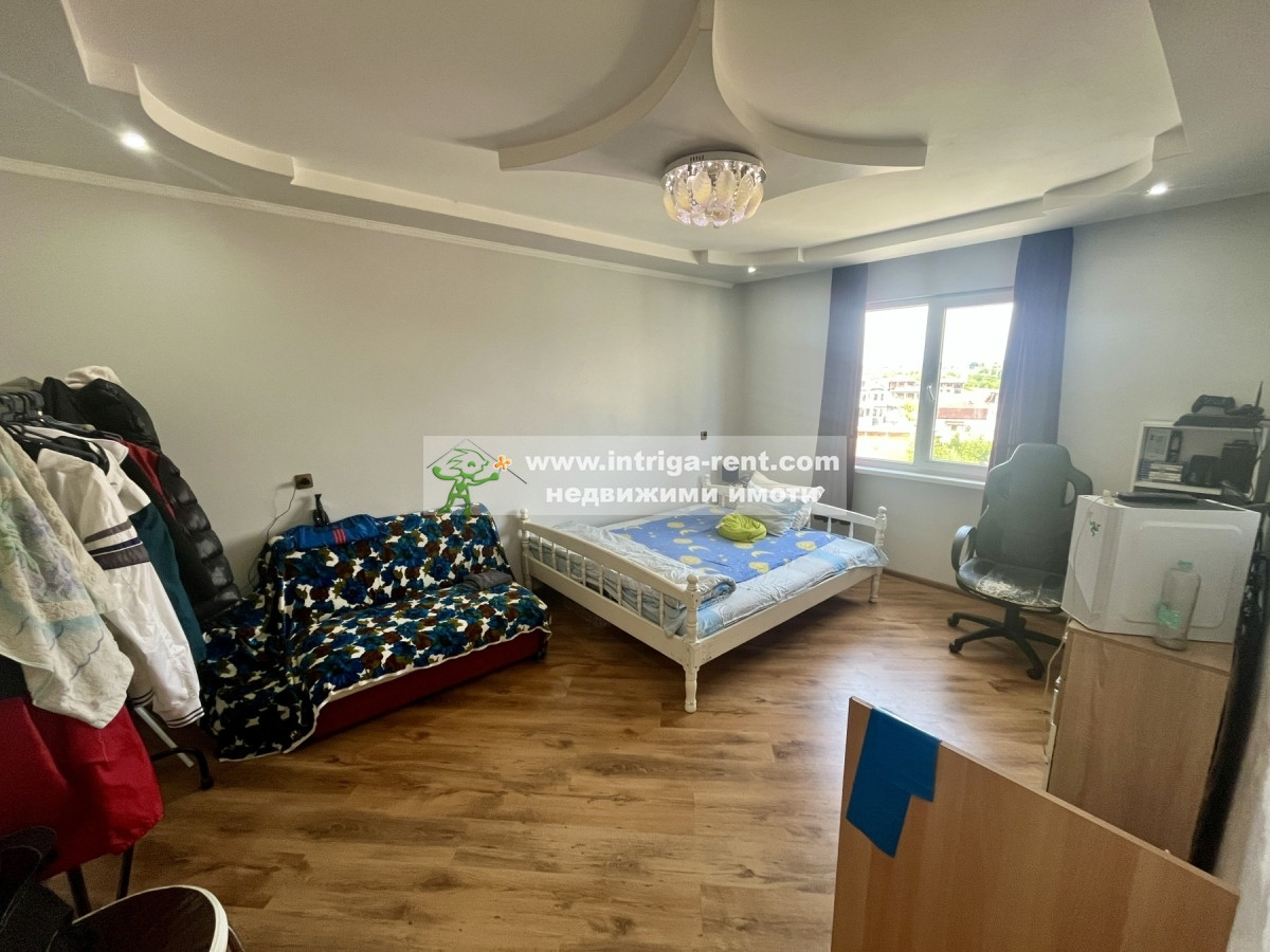 №4115 Двустаен, ремонтиран апартамент за продажба, в саниран блок, в кв. Бадема, Хасково.