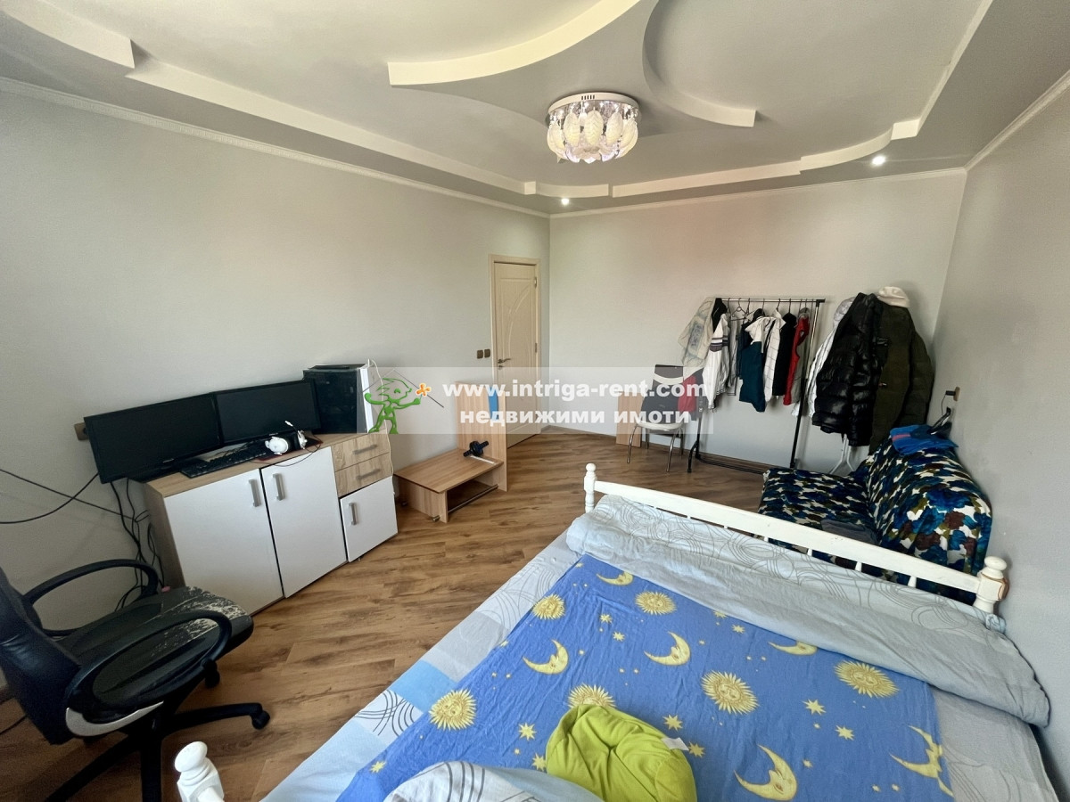 №4115 Двустаен, ремонтиран апартамент за продажба, в саниран блок, в кв. Бадема, Хасково.